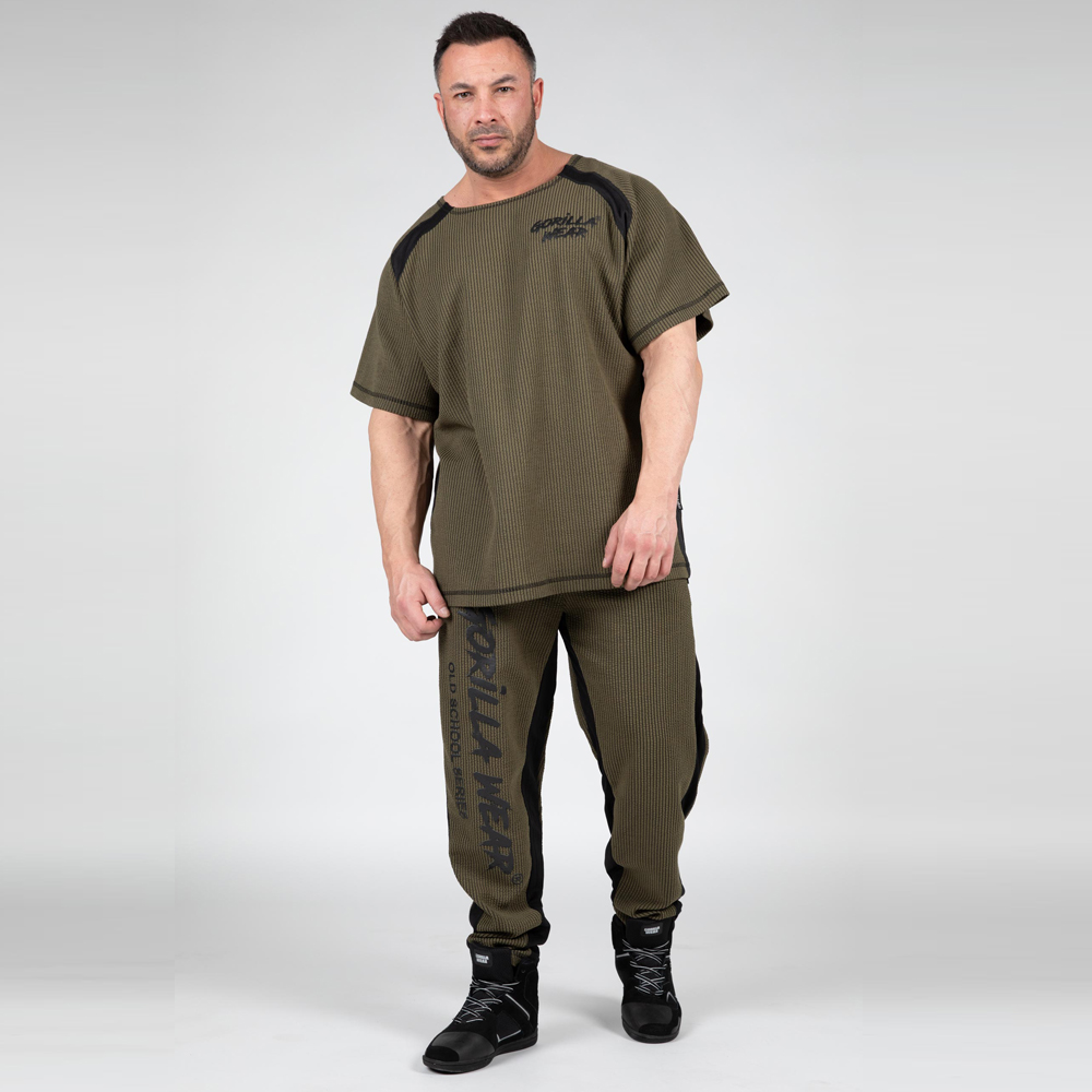 на модели хаки